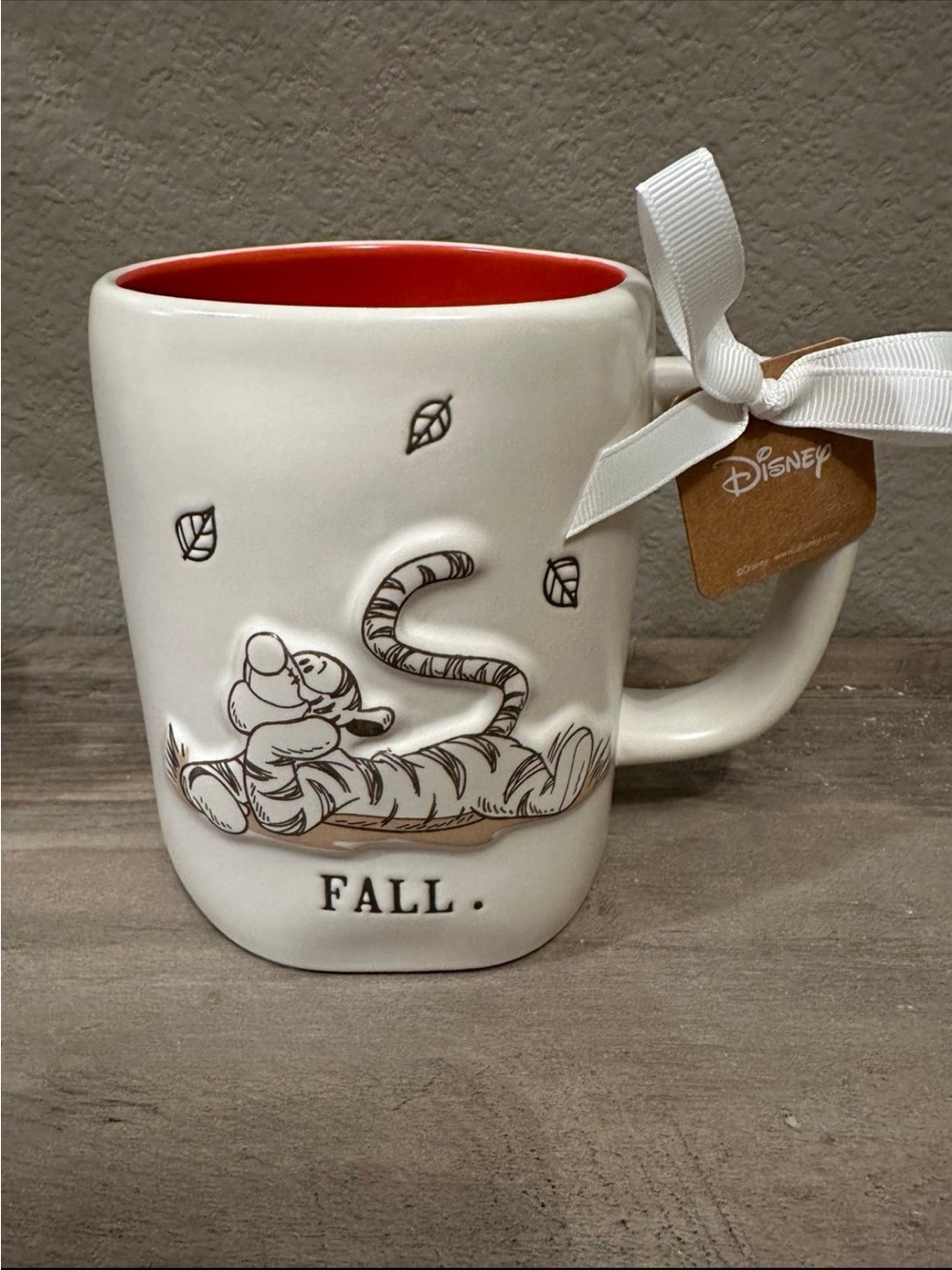 New! Disney/Rae Dunn Tigger Fall Mug